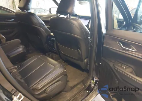 2024 Jeep Grand Cherokee L Limited 4X4 z USA, uszkodzony, nr VIN 1C4RJKBG8R8597049